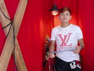 sam_well_leo_skyy on Flirt4Free 