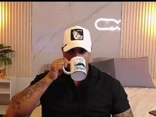 simeone_pannda on Flirt4Free 