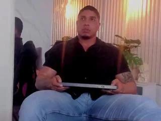 simeone_pannda on Flirt4Free 