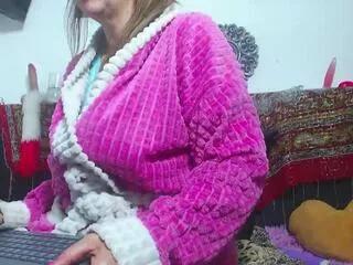 viictoriia_brown on Flirt4Free 
