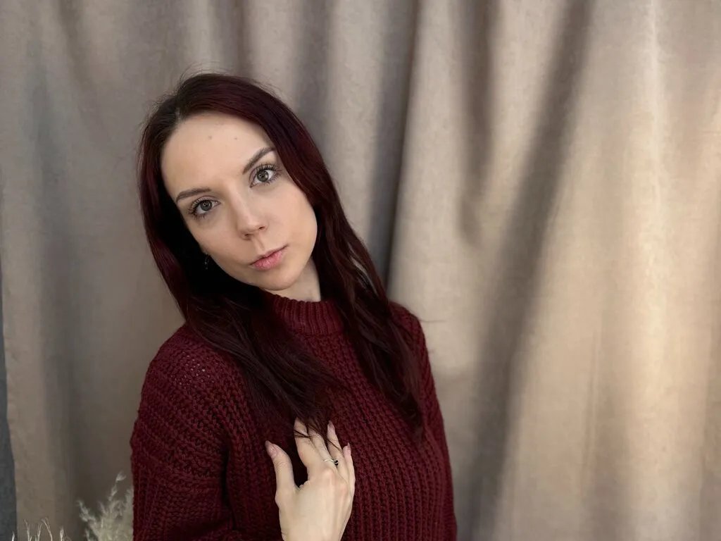 Cute ElfriedaKhalifah wants you to fuck her body now ElfriedaKhalifah from LiveJasmin