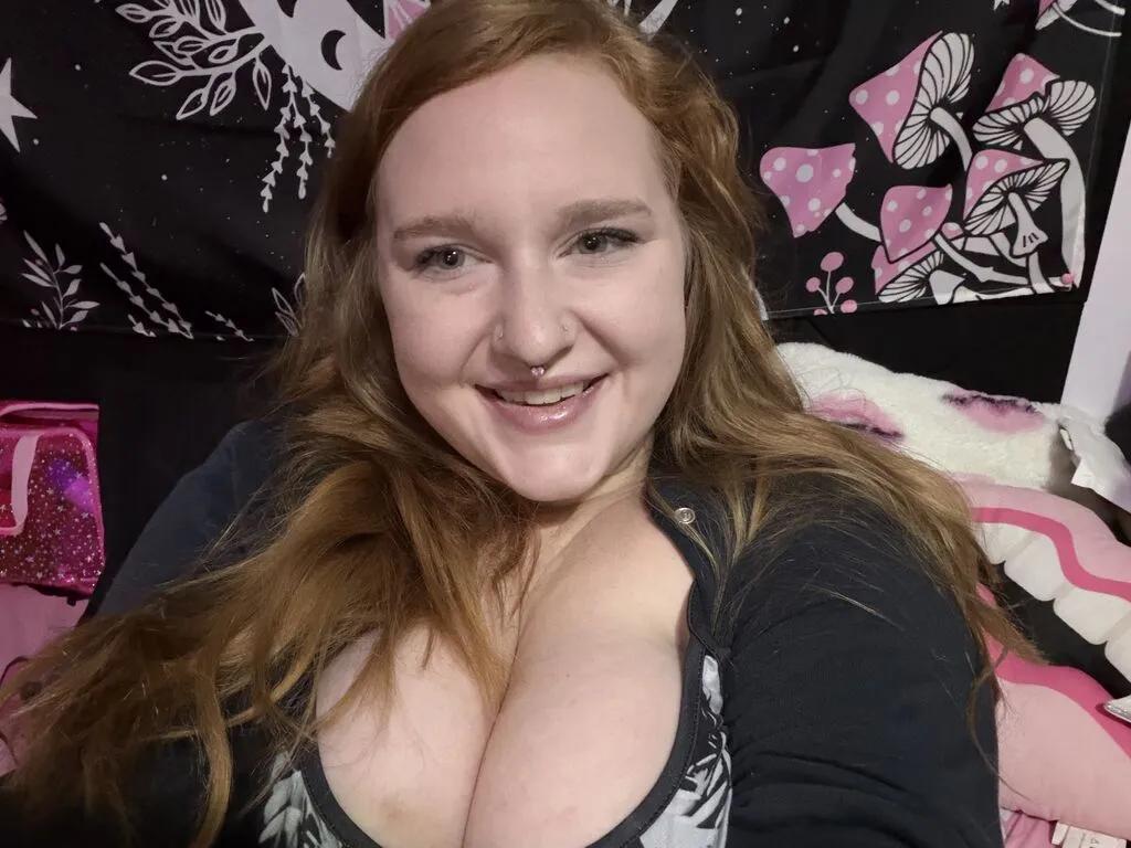 Dirty Emeraldjasmine wants you to fuck her body now emeraldjasmine from LiveJasmin