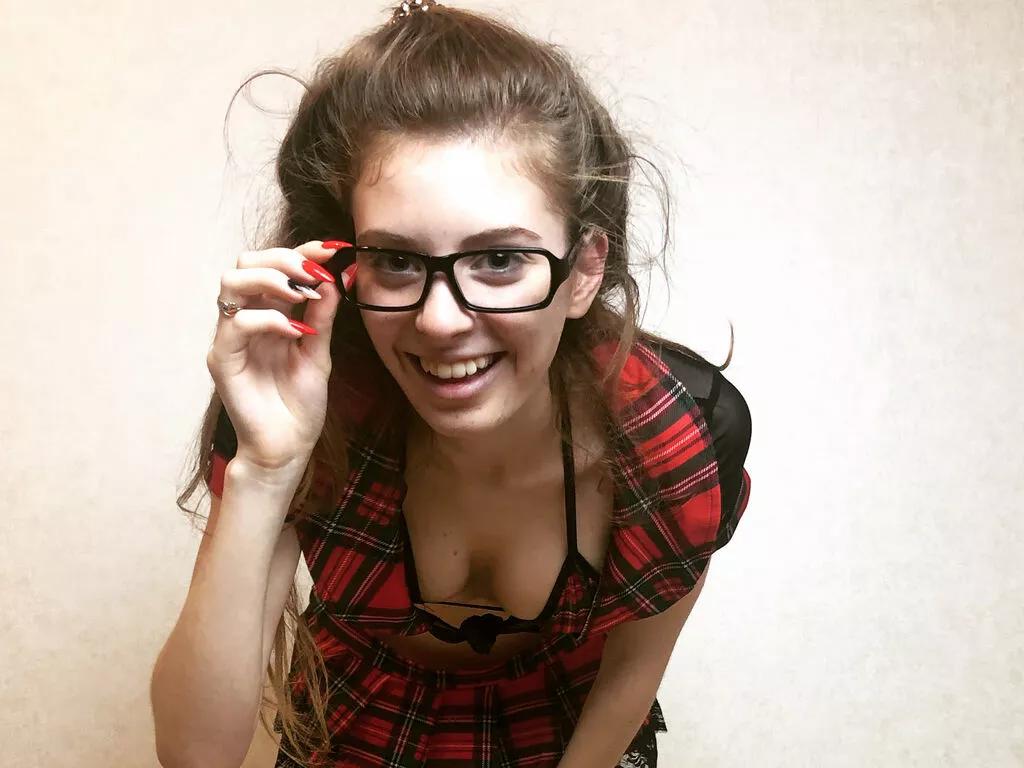 EmmaFoxi on LiveJasmin 