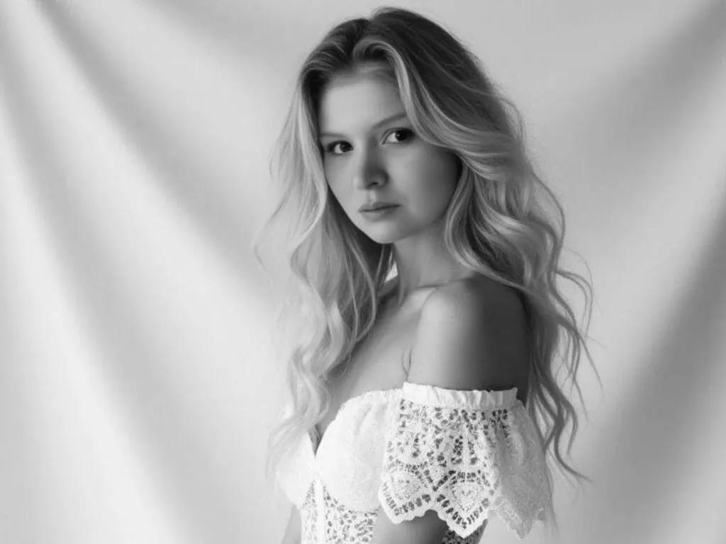 Admire slutty performer JagdaDummar JagdaDummar from LiveJasmin