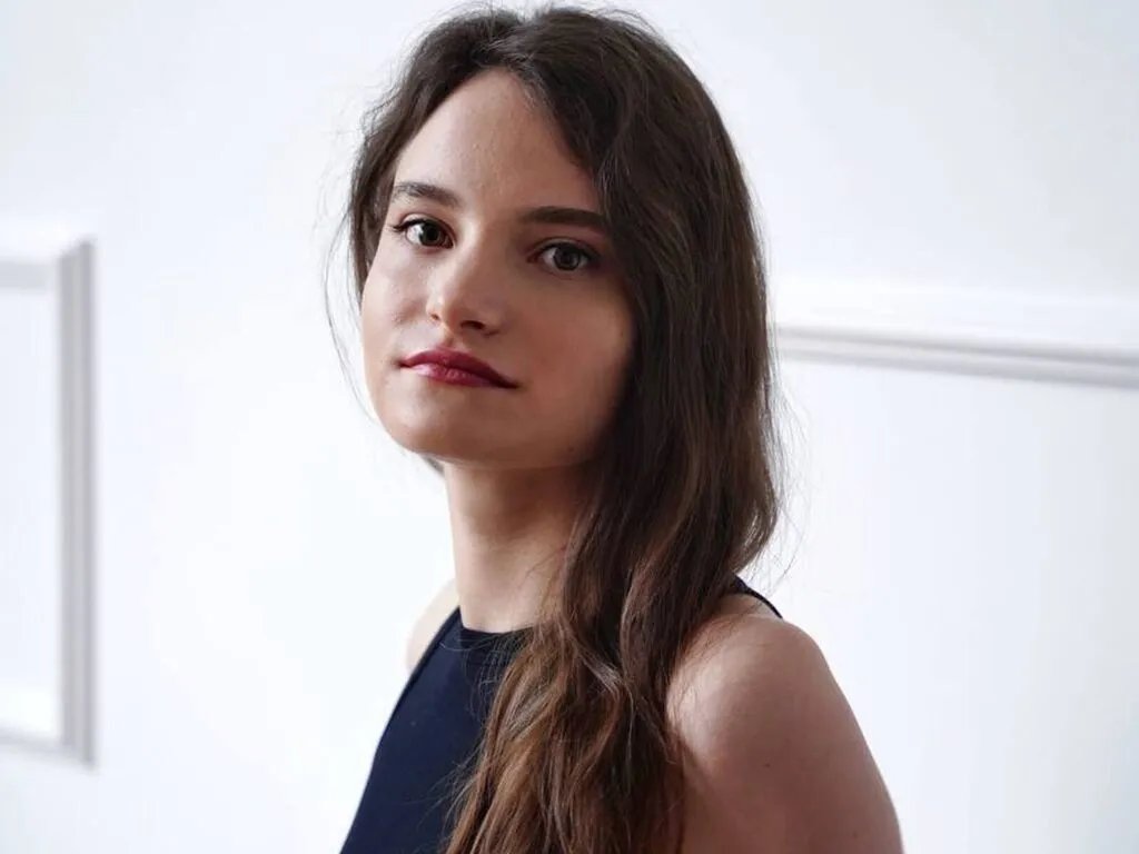 LatarshaLoreg from LiveJasmin