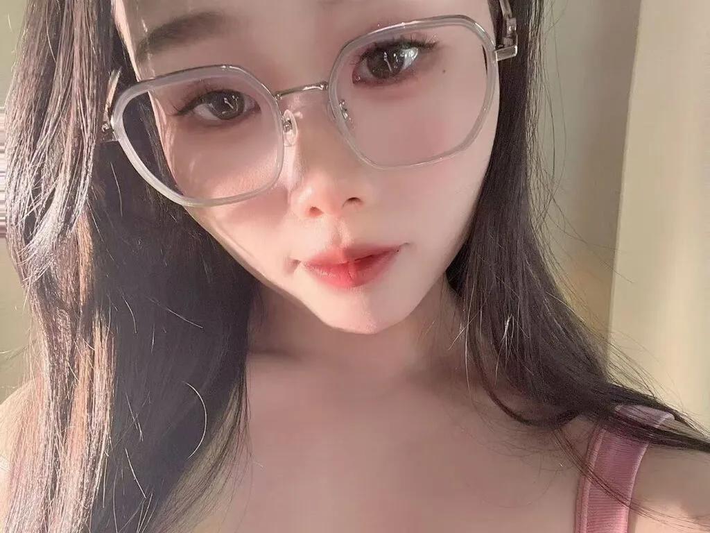 Watch amazing escort Lingzi lingzi from LiveJasmin