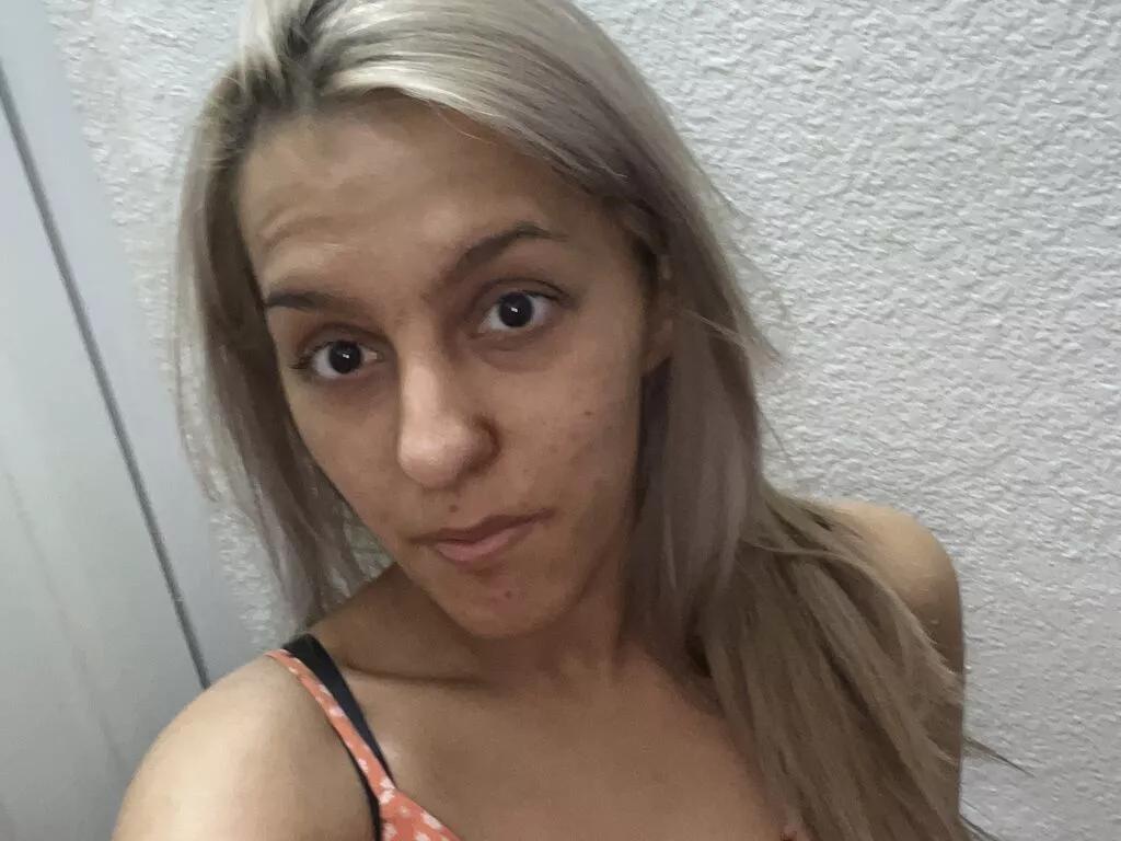 lizzielizzie on LiveJasmin 