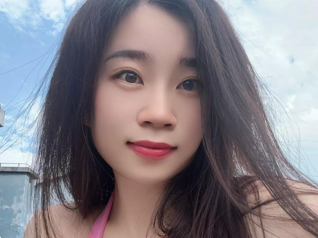 Luckweina on LiveJasmin 