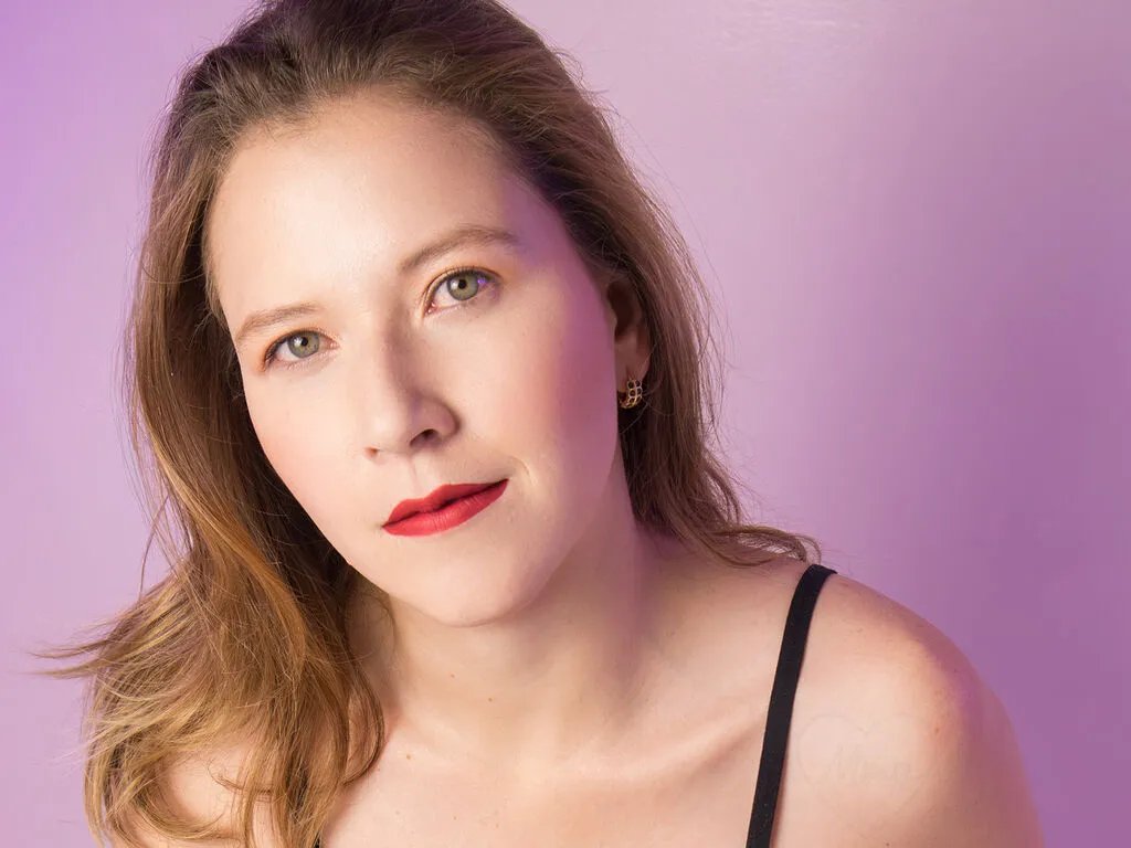 LyraBloom from LiveJasmin