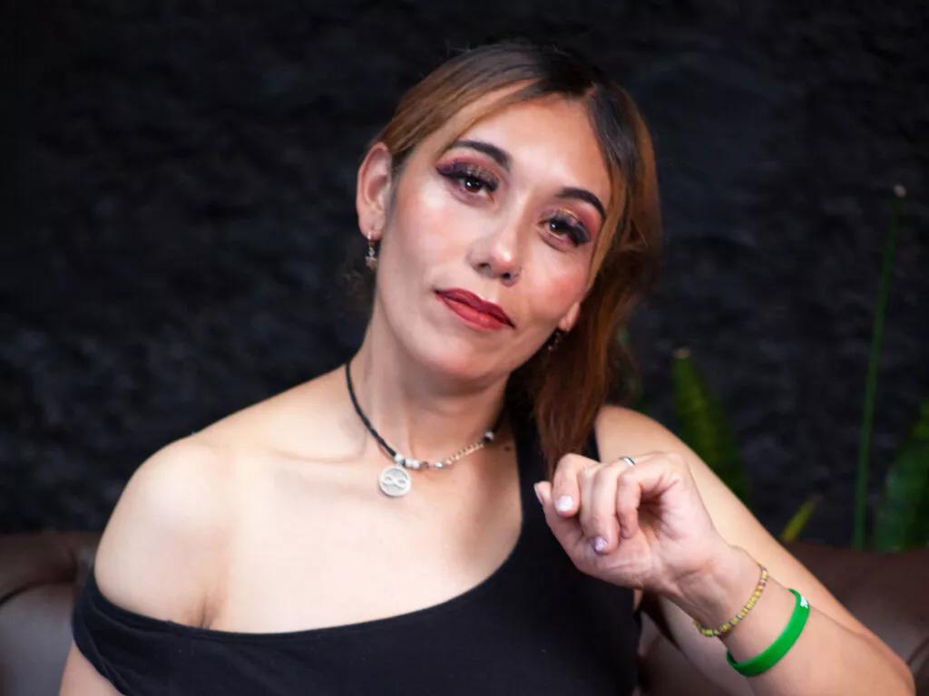 MadeleineSartori on LiveJasmin 