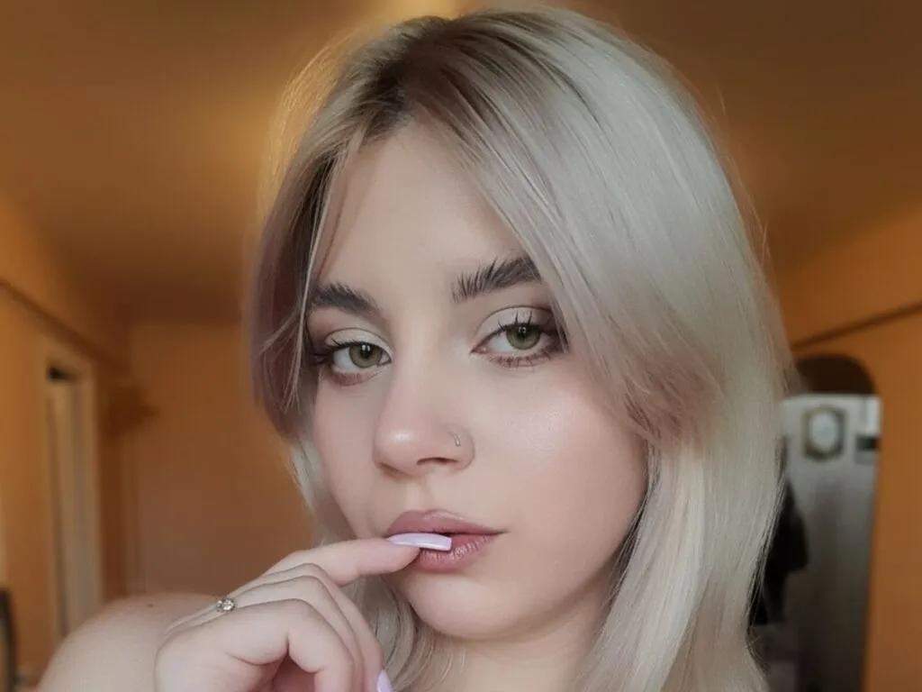 MayraSpanger from LiveJasmin