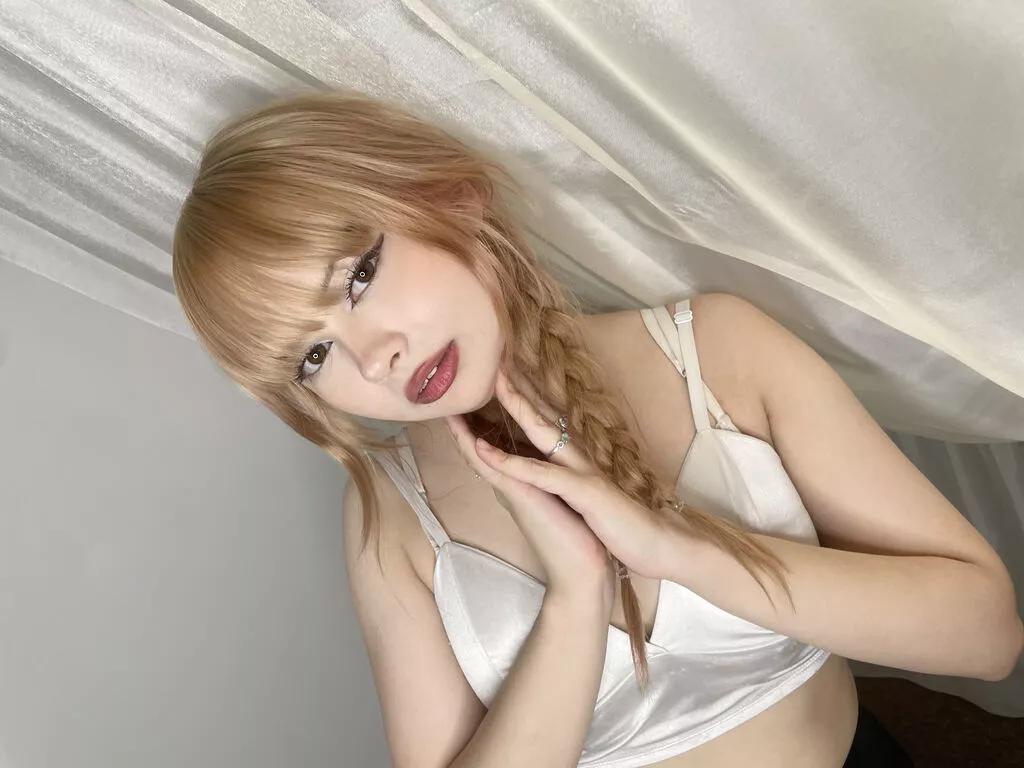 MiaJenkin on LiveJasmin 