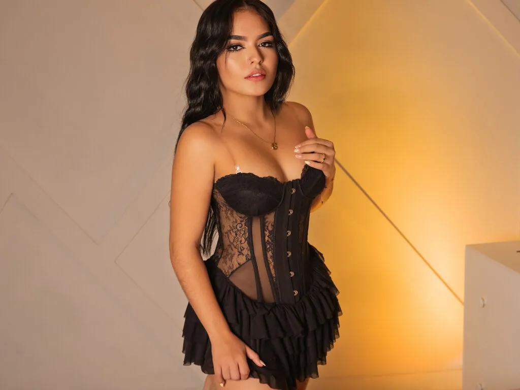 Checkout NiaRobins, she wants to masturbate for you NiaRobins from LiveJasmin