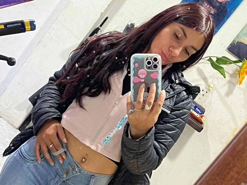 NickyMiler from LiveJasmin