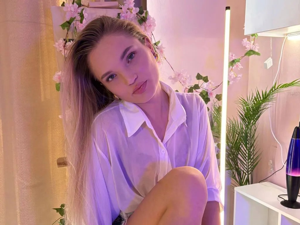 Join naked model OraEastern OraEastern from LiveJasmin