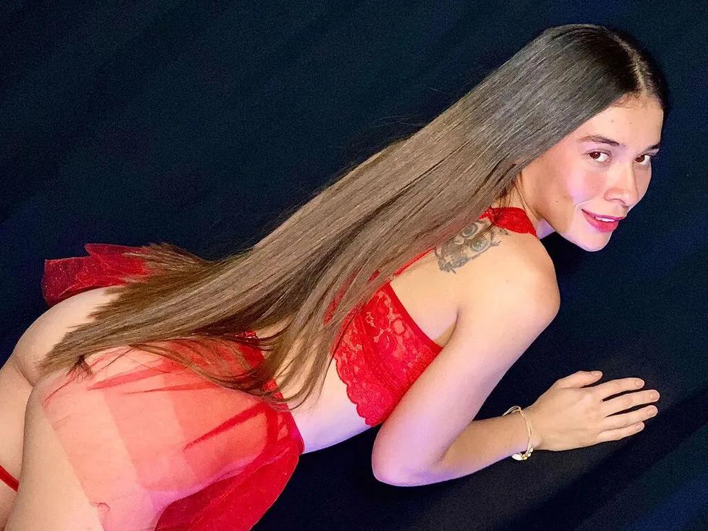 Naked ScarletteJhonsom wants you to fuck her body now ScarletteJhonsom from LiveJasmin