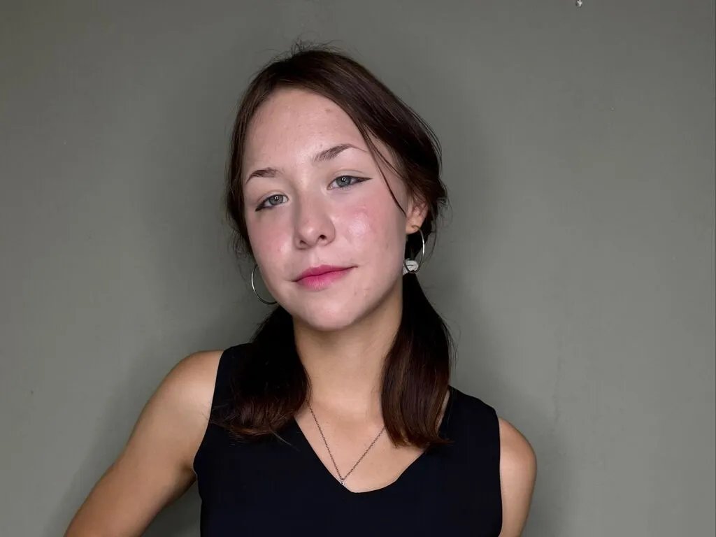 SeeMule — I like to go hiking in the mountains or forests to reconnect with nature.