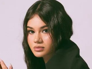 AdaaStone from Streamate