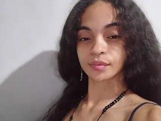 Offline AlannaWeest on Streamate