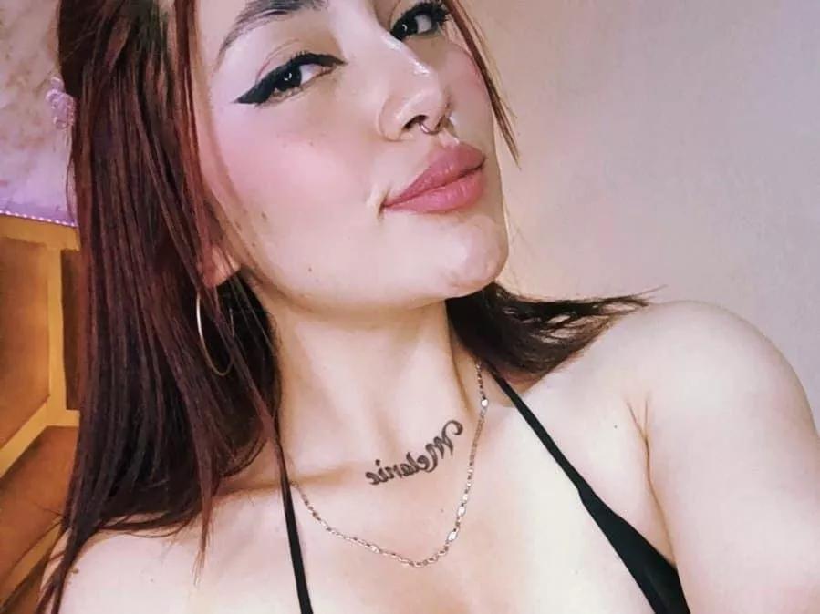 alejandraskin on Streamate 