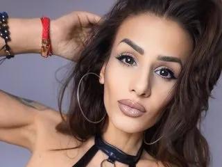 Watch AlphaQueen, she wants to masturbate for you AlphaQueen from Streamate