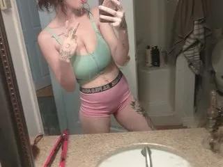 AlyLoveXXX on Streamate 