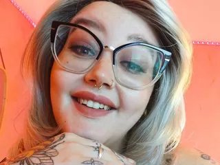 AlyssaWonderland on Streamate