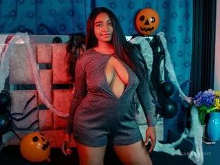 Explore AmbarSmithx, she wants to masturbate for you AmbarSmithx from Streamate