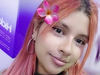 Offline AmeliaConer on Streamate