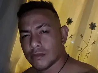 Antwan145 from Streamate