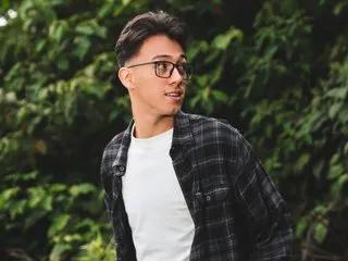 Sexy AustinReed wants you to fuck his body now AustinReed from Streamate