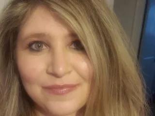 AvaBlake18 on Streamate 