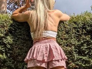 Bee_HoneyXX on Streamate