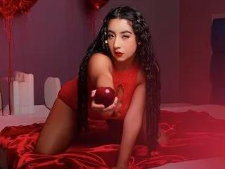 Discover Streamate's BellaSwwan BellaSwwan from Streamate