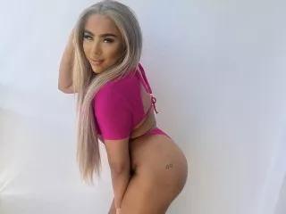 Blondebaddie22 on Streamate 