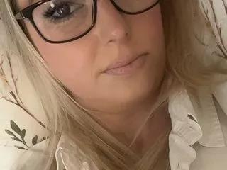 Offline British_babe_jade on Streamate