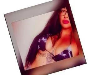 Offline CreamyDeeDee1287J on Streamate