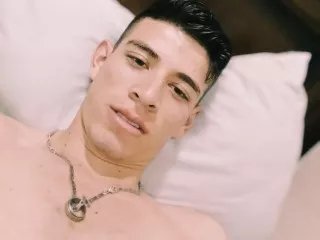 Offline DEIBYY on Streamate