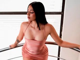 Offline EllieMartin on Streamate