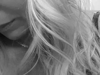 Elly49 on Streamate 