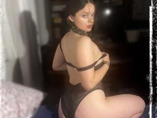 Offline EmmaBunnyXO on Streamate