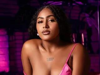 EmmaEboney on Streamate 