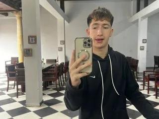 Try 19 years old Erick_Taylor33 from Streamate Erick_Taylor33 from Streamate