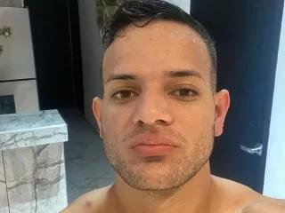 FrezisYmuscle on Streamate 