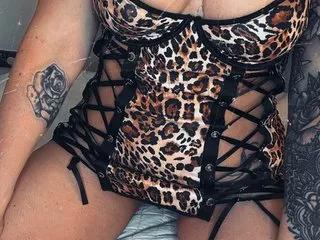GiGi_xox on Streamate 