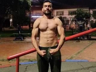 greeneyesmuscle from Streamate