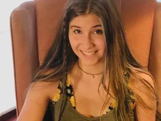 HannahCloe on Streamate 