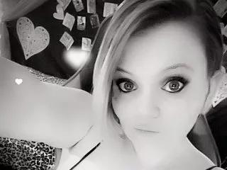 Honey_Chambers on Streamate 