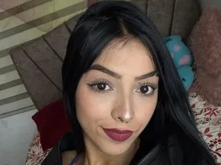 IsabelleCute from Streamate