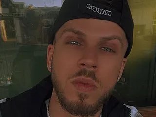 JonahShaw from Streamate